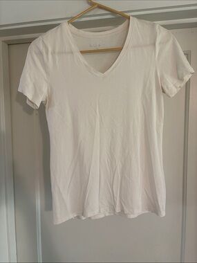 LOFT White V-Neck Short Sleeve Tee